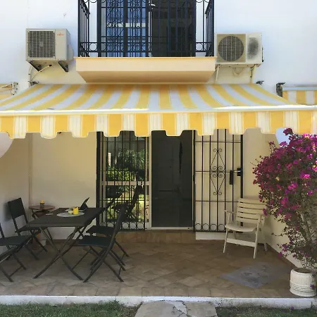 Holiday home Parque Paraiso, Lower Calahonda - Close To Amenities And Beach